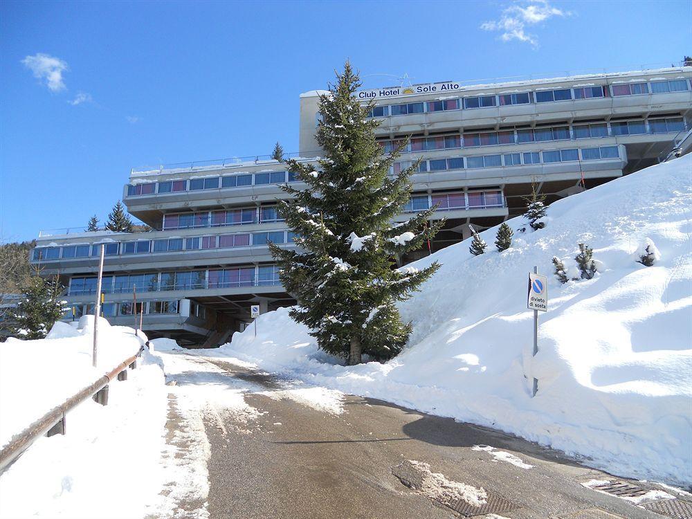 Hotel Sole Alto Медзана Екстериор снимка