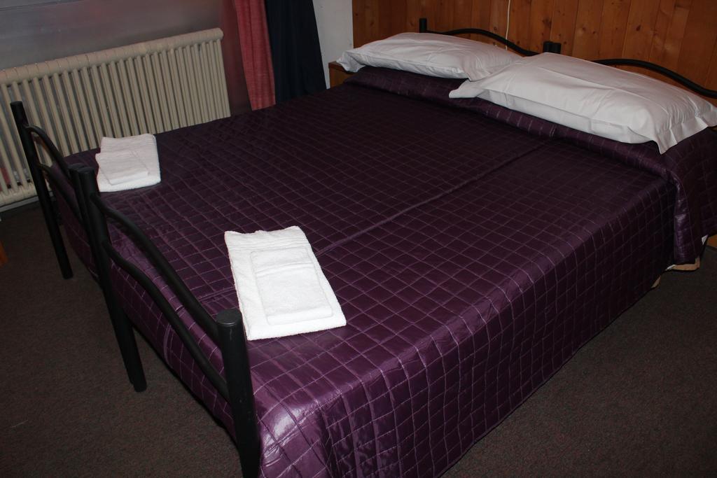 Hotel Sole Alto Медзана Екстериор снимка
